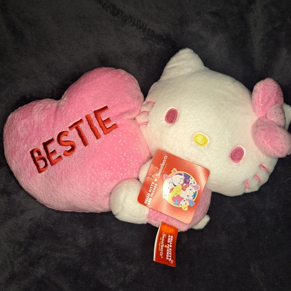Hello Kitty x Sweethearts New 2026 Valentines Day Release Plushes Bundle. NWT - Picture 2 of 6